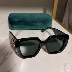 Gucci Black Square Sunglasses with Gold GG Medallion and Green Lenses